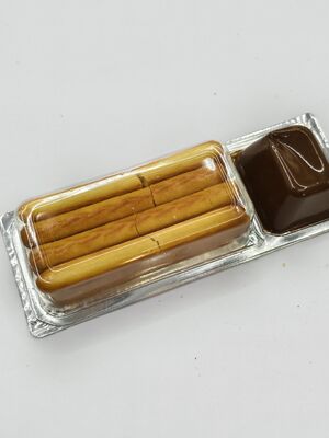 ช็อกโกแลตดิปกรอบรสเลิศที่มีโกโก้ 22% และเกลือชมพูหิมาลายันในถุงแบบ Peel-Seal คู่