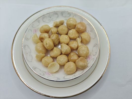 มะเขือเทศ แมคดาเมีย ที่ อบอร่อย ที่ ทํา ด้วย สาร สรรพ ธรรมชาติ