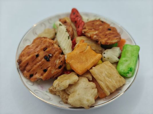 อร่อยแบบกําเนิด ผสมครั๊กเกอร์ข้าว แพ็คหลากหลาย แพ็คหลากหลาย พร้อมสารสกัดน้ํามัน