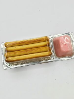 สตรอว์เบอร์รีดิปกรอบพร้อมสตรอว์เบอร์รีเพียวเรจริงและขนมสำหรับเด็กเสริมแคลเซียมที่ไม่ใช่จีเอ็มโอสำหรับกล่องอาหารกลางวัน