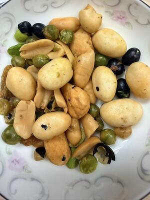 ผสมถั่ว