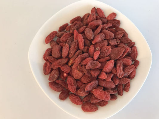 ผลไม้แห้งที่มีคุณค่าทางโภชนาการ Goji Berry ส่วนผสมที่ปลอดภัยจากสีสันสดใส